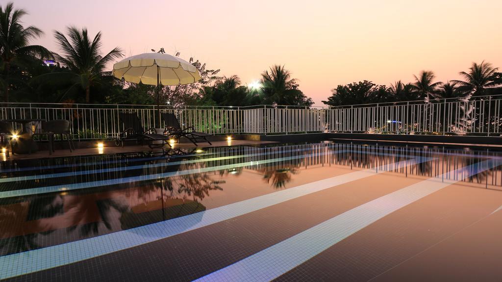 Mera Mare Pattaya Exterior foto